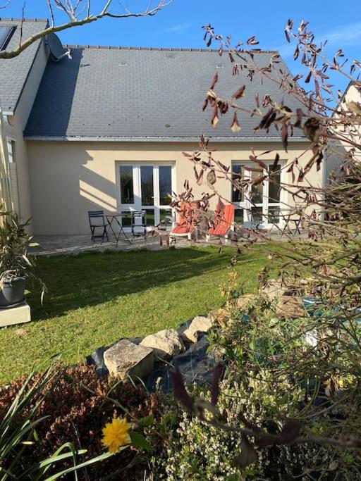 Dans Une Maison Familiale Avec Jardin A 800M De La Plage Breville-sur-Mer Ngoại thất bức ảnh